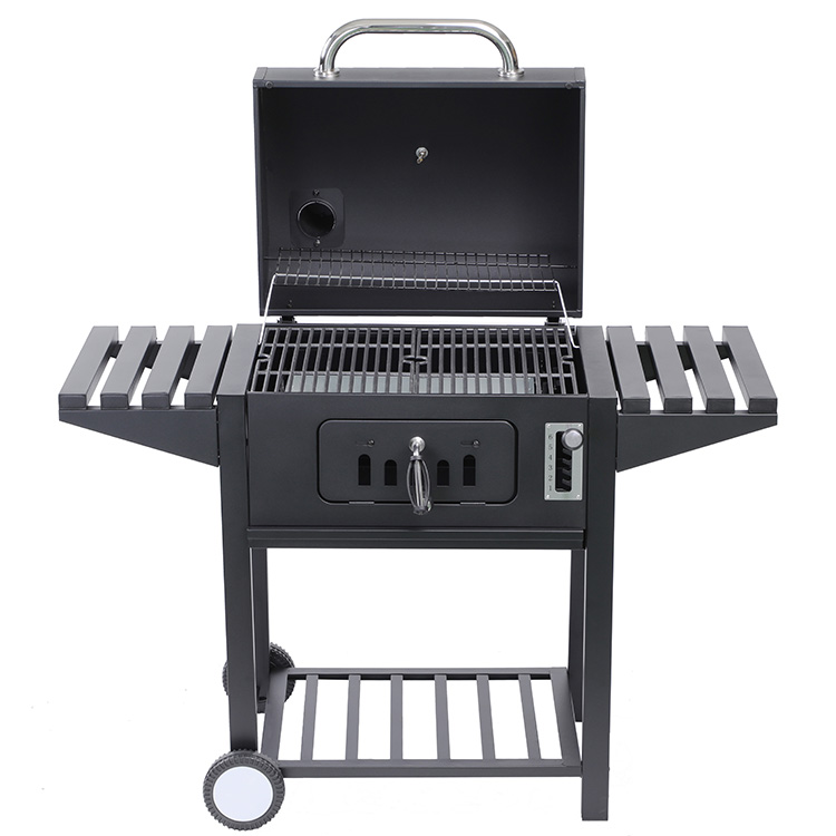 Outdoor houtskoolbarbecues